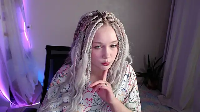 Snapshot of 0urAlexa chatting on 12.20.25 0urAlexa online show from 12.20.25