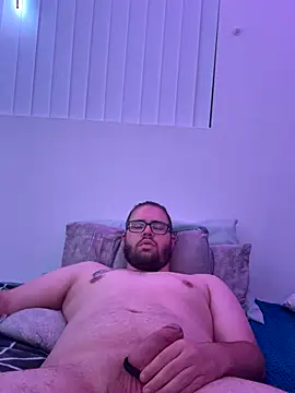 Comfortable Bite online show from 11.03.25