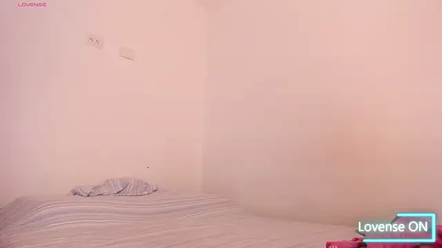 Apriilpeach  online show from 01.29.25