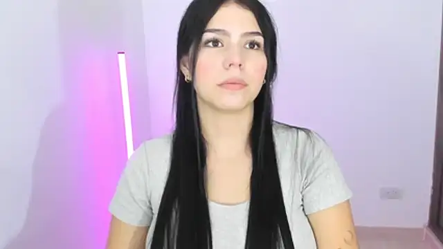 Natasha su  online show from 11.18.25