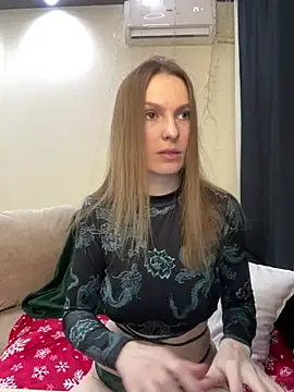 RachelBelI online show from 02.23.25