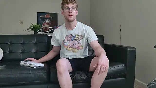 Snapshot of BlueEyedTallGuy94 chatting on 09.24.25 BlueEyedTallGuy94 online show from 09.24.25