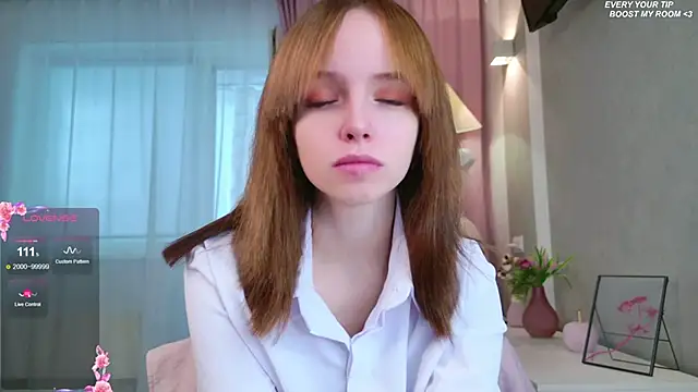 b4by LoL1 online show from 10.12.25