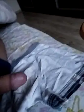 Grig1982 online show from 12.16.25