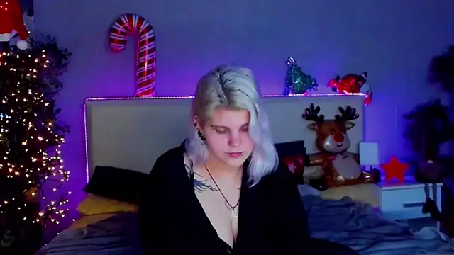 JoannLowe online show from 12.26.24