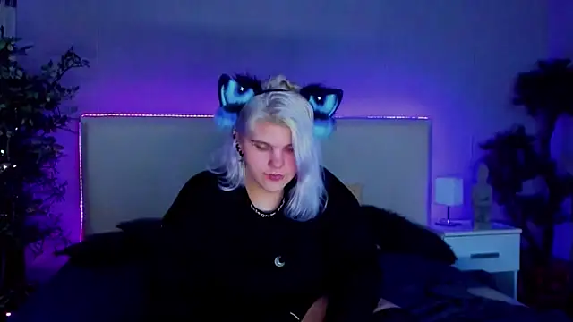 JoannLowe online show from 01.13.25