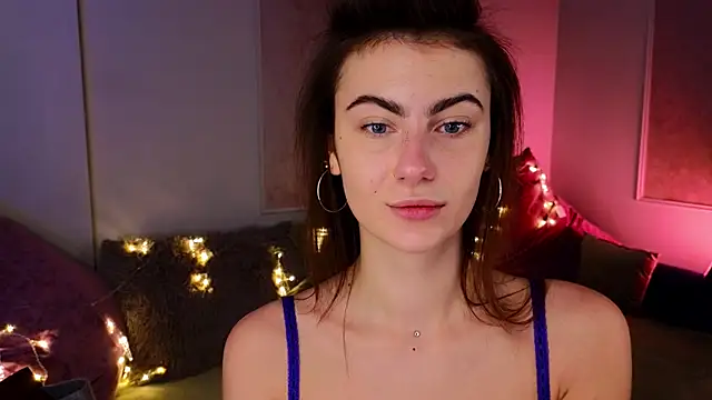 Snapshot of tomorrows_day chatting on 11.15.25 tomorrows day online show from 11.15.25