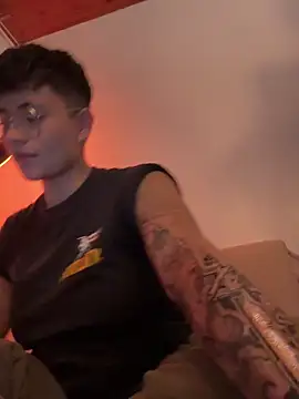 Snapshot of Ashley_Chriss chatting on 01.18.25 Ashley Chriss online show from 01.18.25