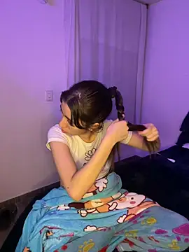 Catyloves online show from 01.07.25