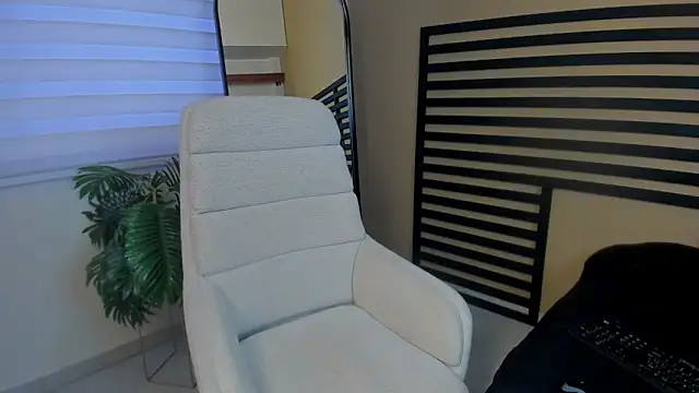 Catyloves online show from 03.11.26