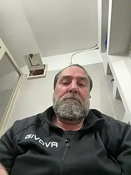 Snapshot of ros217 chatting on 02.18.26 ros217 online show from 02.18.26