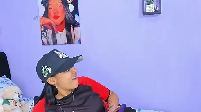 sara mendez2 online show from 02.28.25