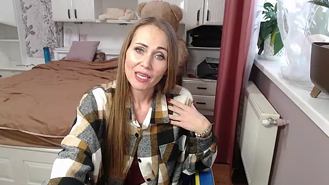 Snapshot of 69SexySecret69 chatting on 02.28.25 69SexySecret69 online show from 02.28.25