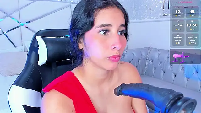 VICTORIA HOUSTON online show from 12.20.25