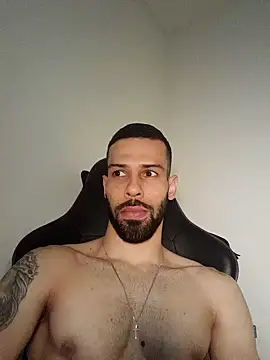 Snapshot of prince-roludo chatting on 12.20.24 prince-roludo online show from 12.20.24