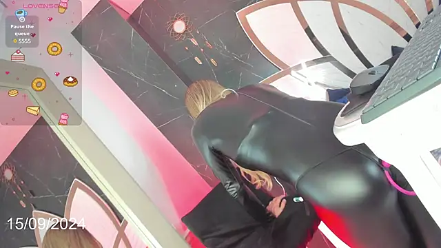 nayshalopestss online show from 12.15.24