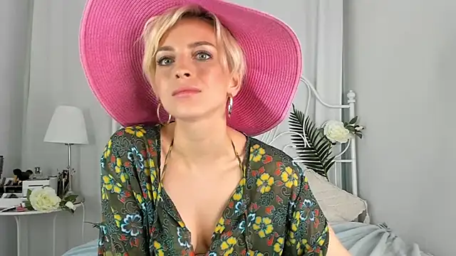 SakuFox online show from 03.21.25