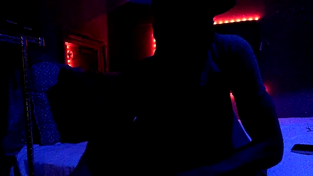 JdLove1 online show from 12.18.24