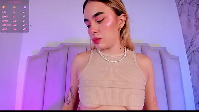 Snapshot of Lucy_Vega chatting on 03.14.25 Lucy Vega online show from 03.14.25