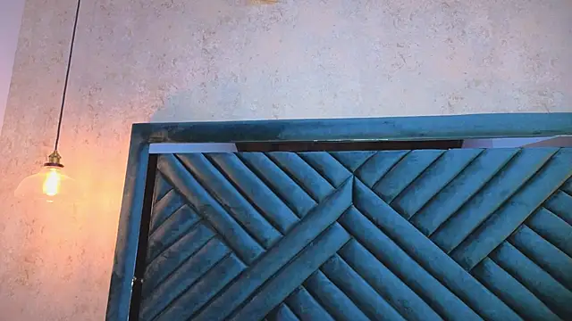 Snapshot of Lucy_Vega chatting on 10.02.25 Lucy Vega online show from 10.02.25