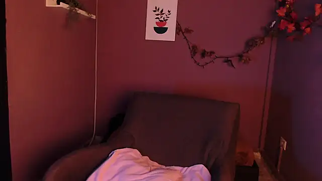 Snapshot of Poison_luna chatting on 03.21.25 Poison luna online show from 03.21.25