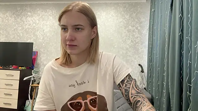 AnneBall online show from 12.26.24