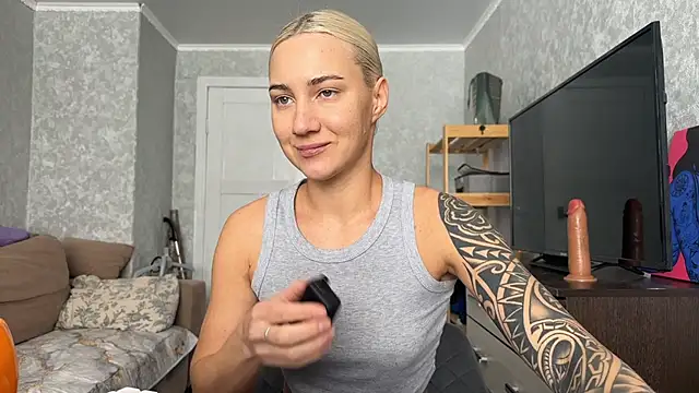 AnneBall online show from 02.12.26