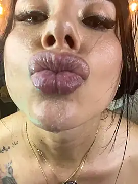 Natasha hartaman online show from 03.09.25