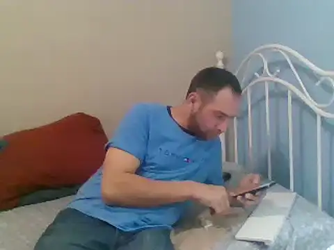 Snapshot of SmokingSloth chatting on 03.11.25 SmokingSloth online show from 03.11.25