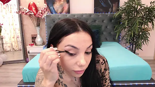 MissJuliax online show from 03.04.25