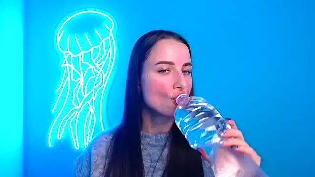 Eva Janee online show from 12.02.24