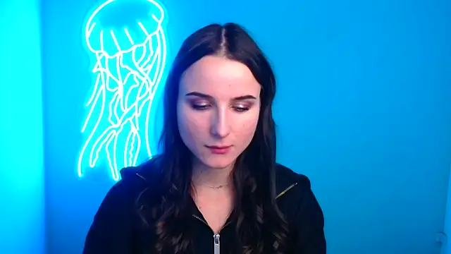 Eva Janee online show from 12.03.24