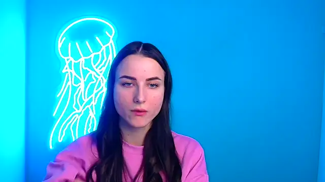 Eva Janee online show from 12.04.24