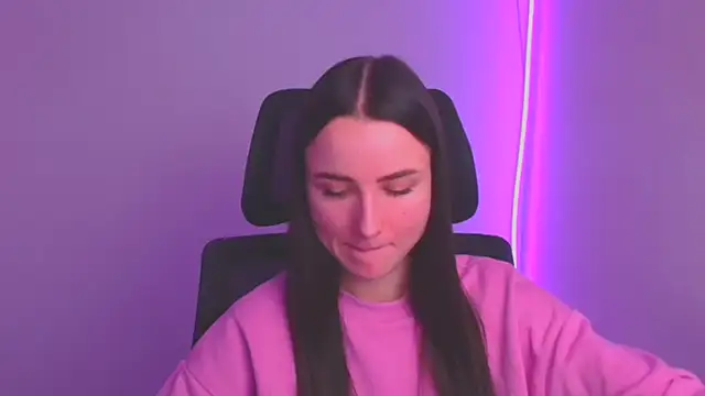 Eva Janee online show from 01.27.25