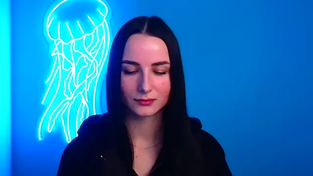 Eva Janee online show from 02.10.25