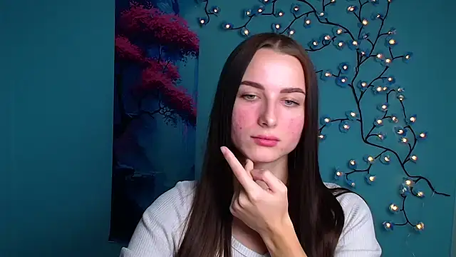 Eva Janee online show from 10.11.25