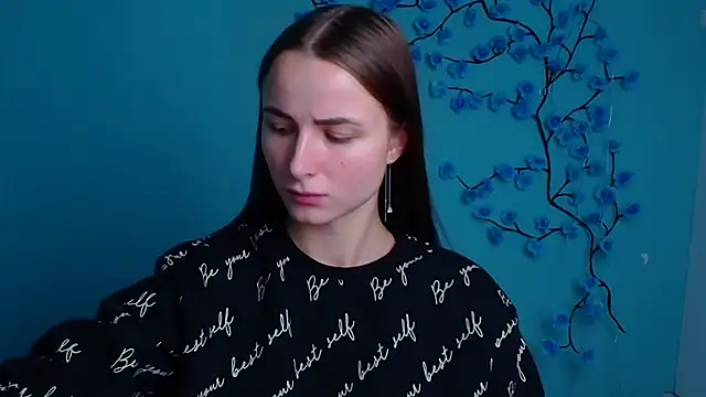 Eva Janee online show from 12.18.25