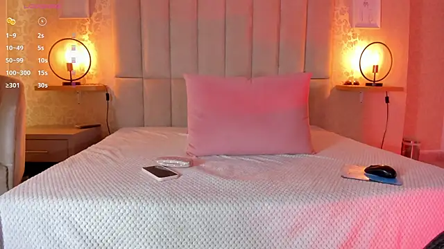 Amy-Saenz online show from 01.07.26