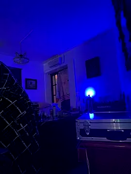 PutaNieves1983 online show from 11.30.25