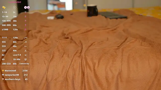 Snapshot of FazeyJ_ chatting on 12.20.24 FazeyJ online show from 12.20.24