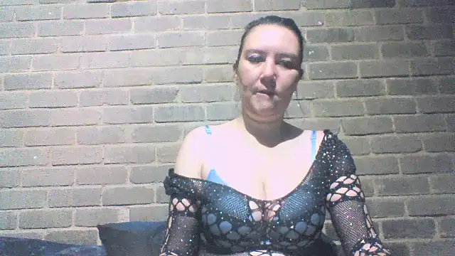 Snapshot of EksJouneMwah chatting on 12.03.25 EksJouneMwah online show from 12.03.25