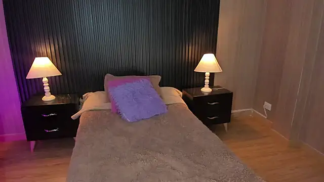 SummersAngel online show from 09.25.25