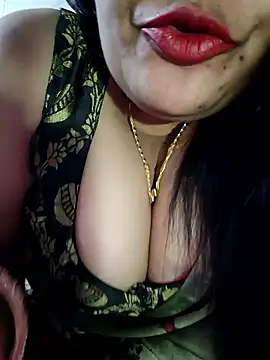 Snapshot of sneha_rose chatting on 01.07.26 sneha rose online show from 01.07.26