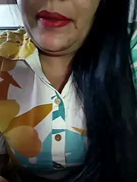 Snapshot of sneha_rose chatting on 01.10.26 sneha rose online show from 01.10.26