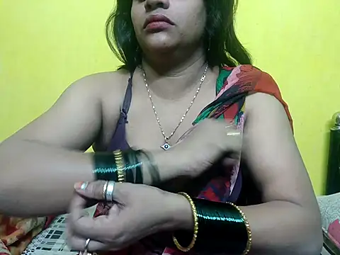 Snapshot of Sexyranibhabhi chatting on 11.23.25 Sexyranibhabhi online show from 11.23.25
