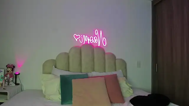 NaomiAsha online show from 02.20.26