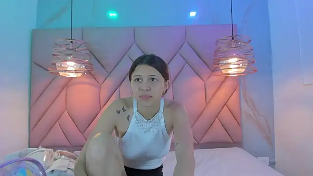 AngelaaCute  online show from 01.18.25