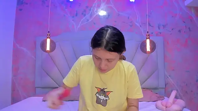 AngelaaCute  online show from 01.30.25