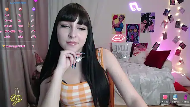 Snapshot of ElsaNeal chatting on 01.04.25 ElsaNeal online show from 01.04.25