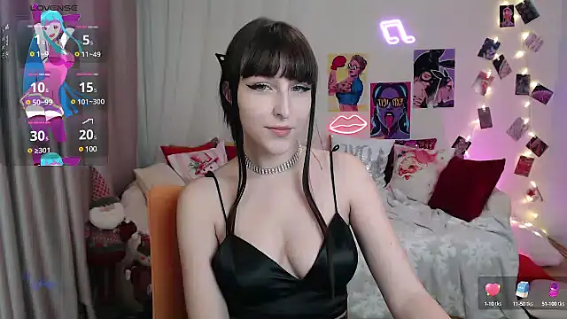 Snapshot of ElsaNeal chatting on 01.09.25 ElsaNeal online show from 01.09.25